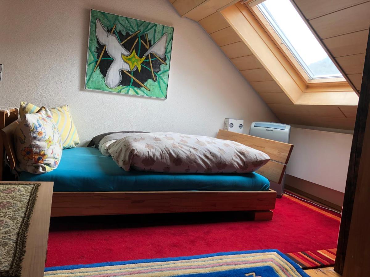 Gemuetliches Zimmer In Winningen Mit Garten-, Kuechennutzung Und Schnellem Wifi Bagian luar foto
